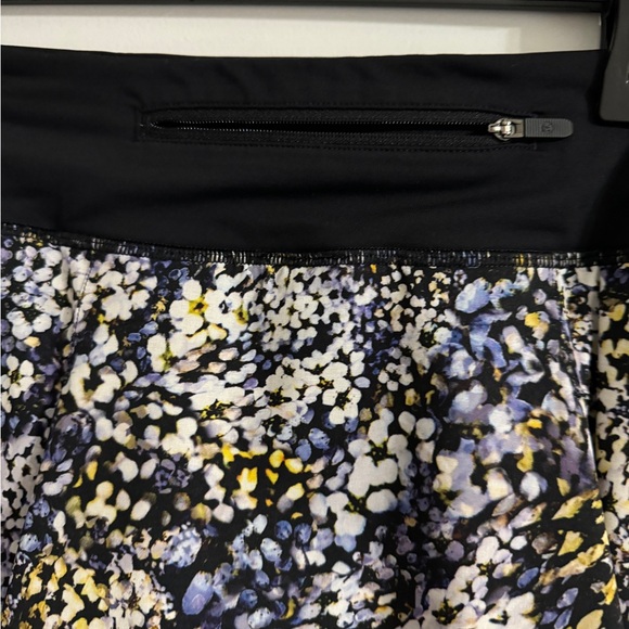 Lululemon pace rival skirt - Picture 2 of 6